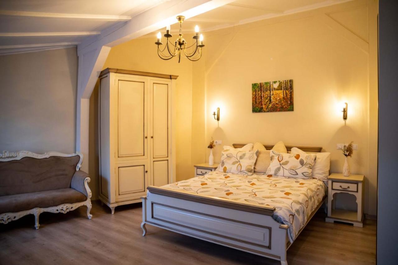 Oldtownvilla Studio Central Sibiu Bagian luar foto