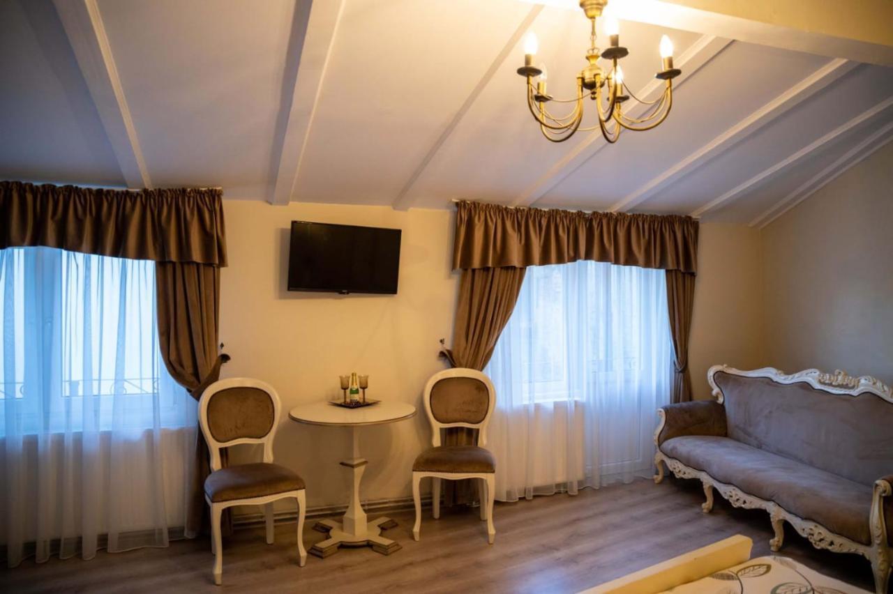 Oldtownvilla Studio Central Sibiu Bagian luar foto
