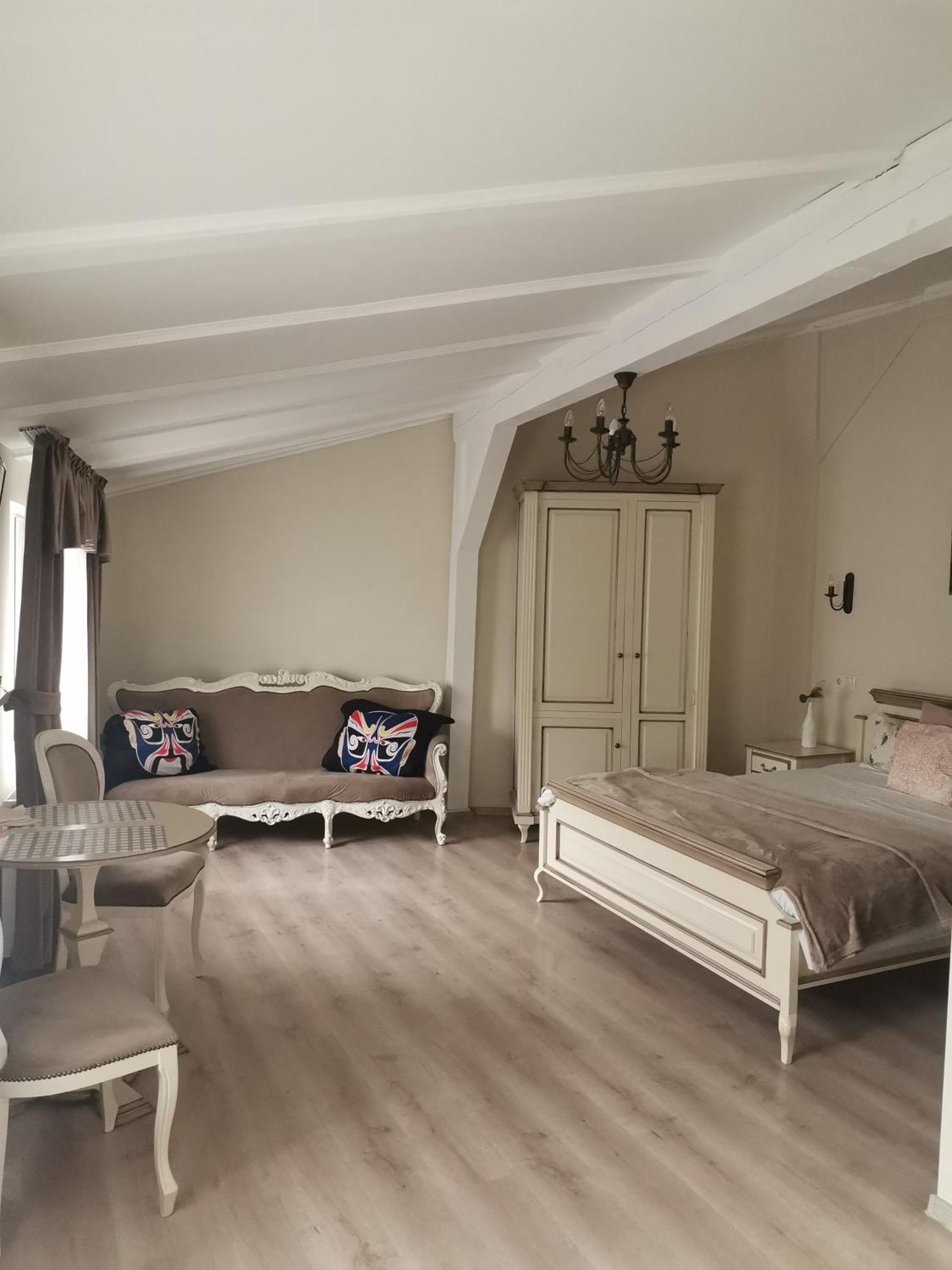 Oldtownvilla Studio Central Sibiu Bagian luar foto