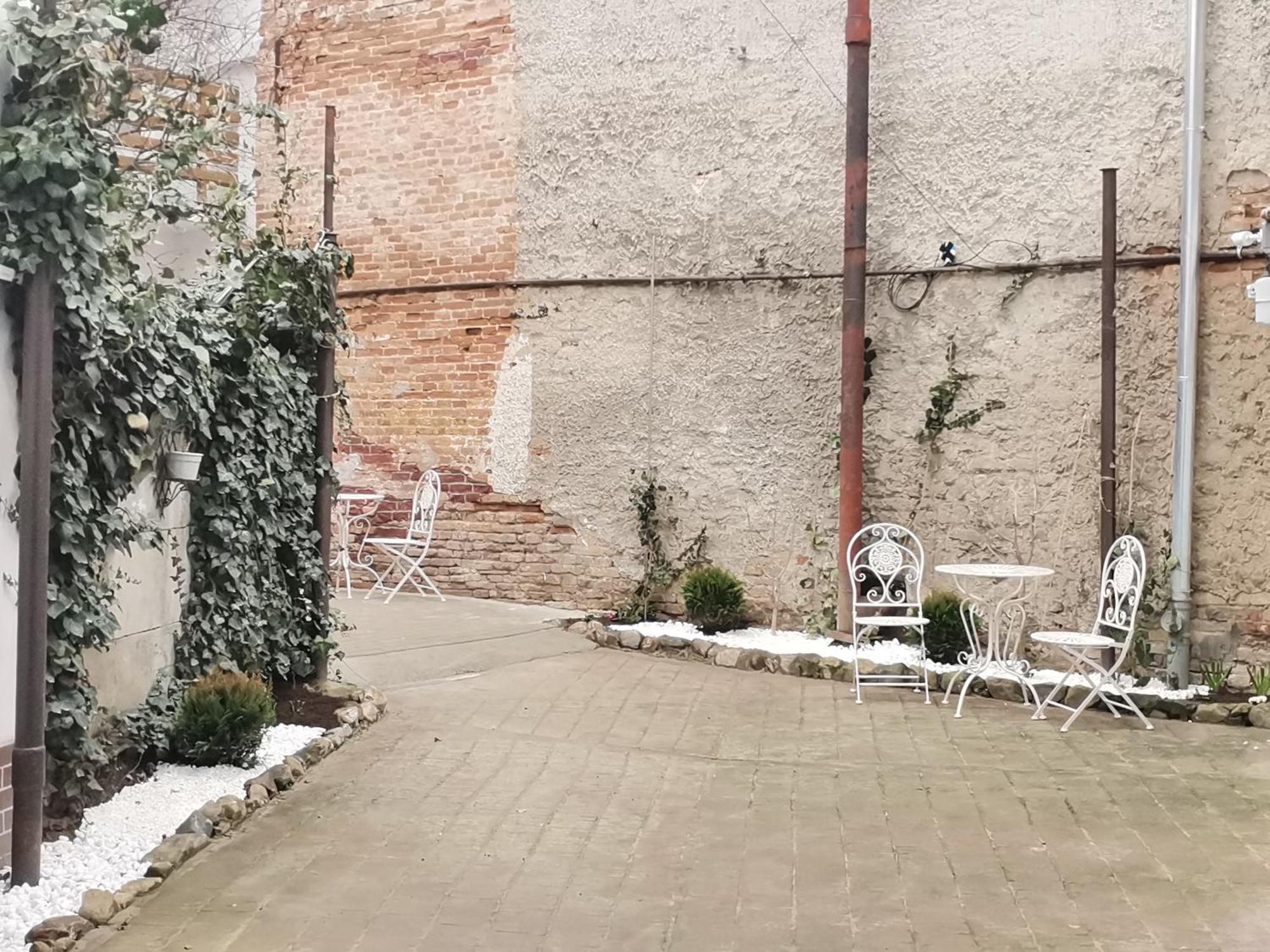 Oldtownvilla Studio Central Sibiu Bagian luar foto