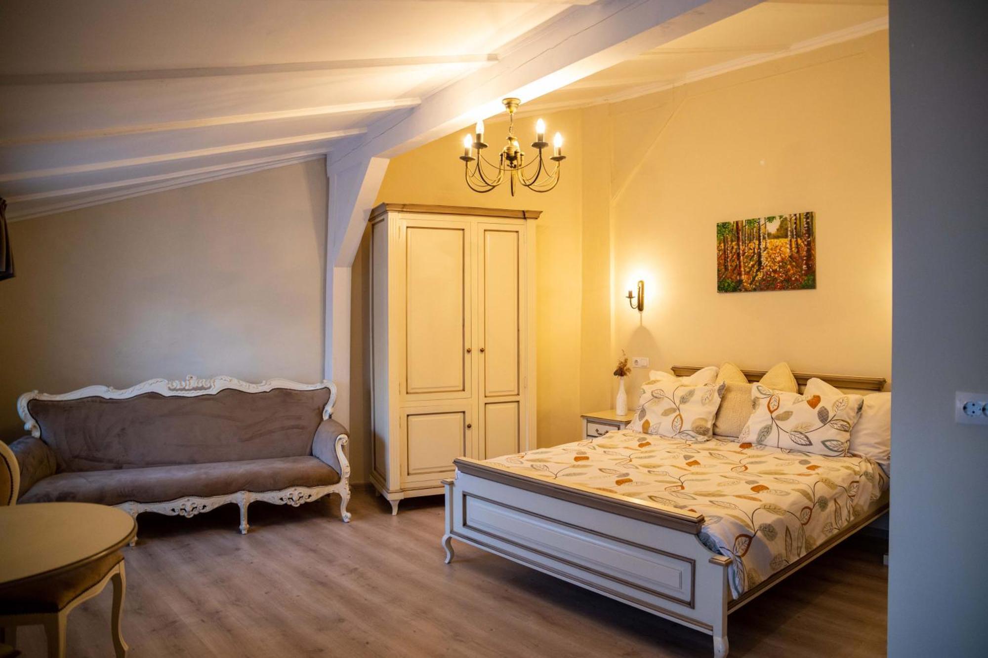 Oldtownvilla Studio Central Sibiu Bagian luar foto